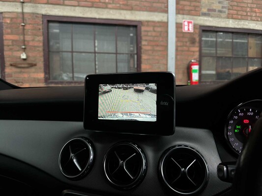 Mercedes-Benz GLA200 CDI Ambition 136hp 2015 GLA-class, N-761-BJ