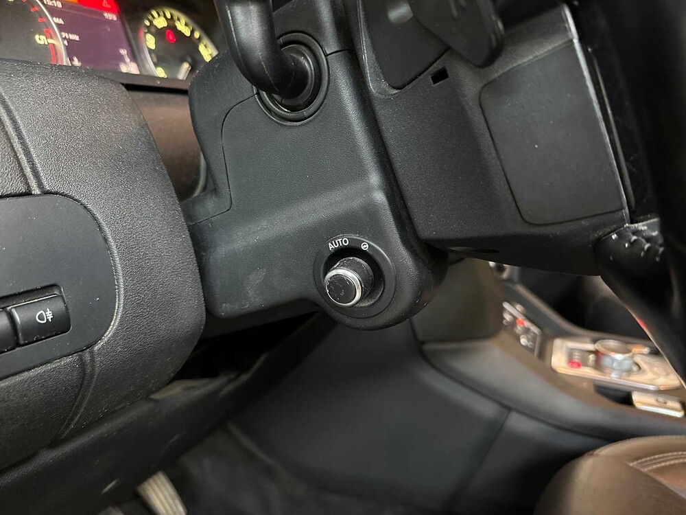 Land Rover Discovery 4 3.0 SDV6 SE HSE 256hp 2015, VNJ-87-T Commercial Vehicle