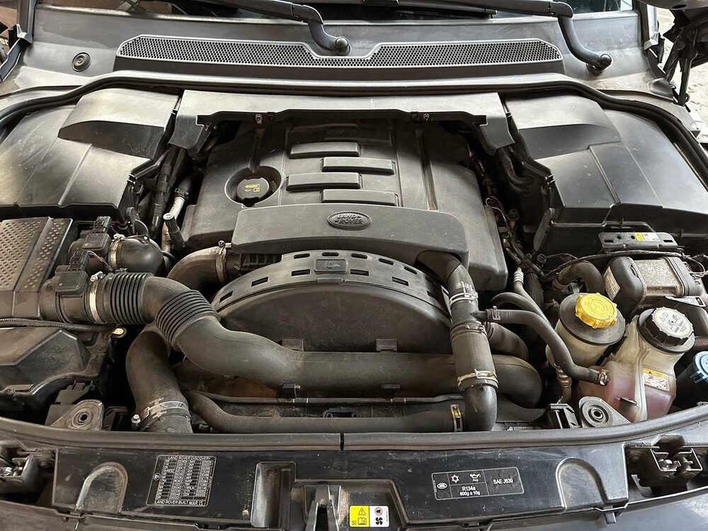 Land Rover Discovery 4 3.0 SDV6 SE HSE 256hp 2015, VNJ-87-T Commercial Vehicle