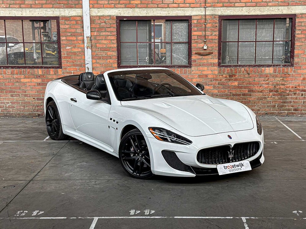 Maserati MC Stradale Gran Cabrio 4.7 V8 -MC Sportline- 460pk 2015 GranTurismo