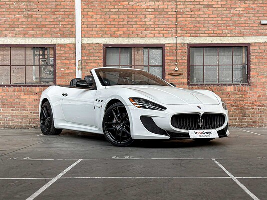 Maserati MC Stradale Gran Cabrio 4.7 V8 -MC Sportline- 460pk 2015 GranTurismo
