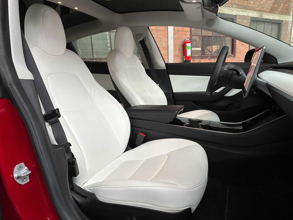 Tesla Model 3 Long Range AWD 75kWh 441pk 2019, G-003-LT