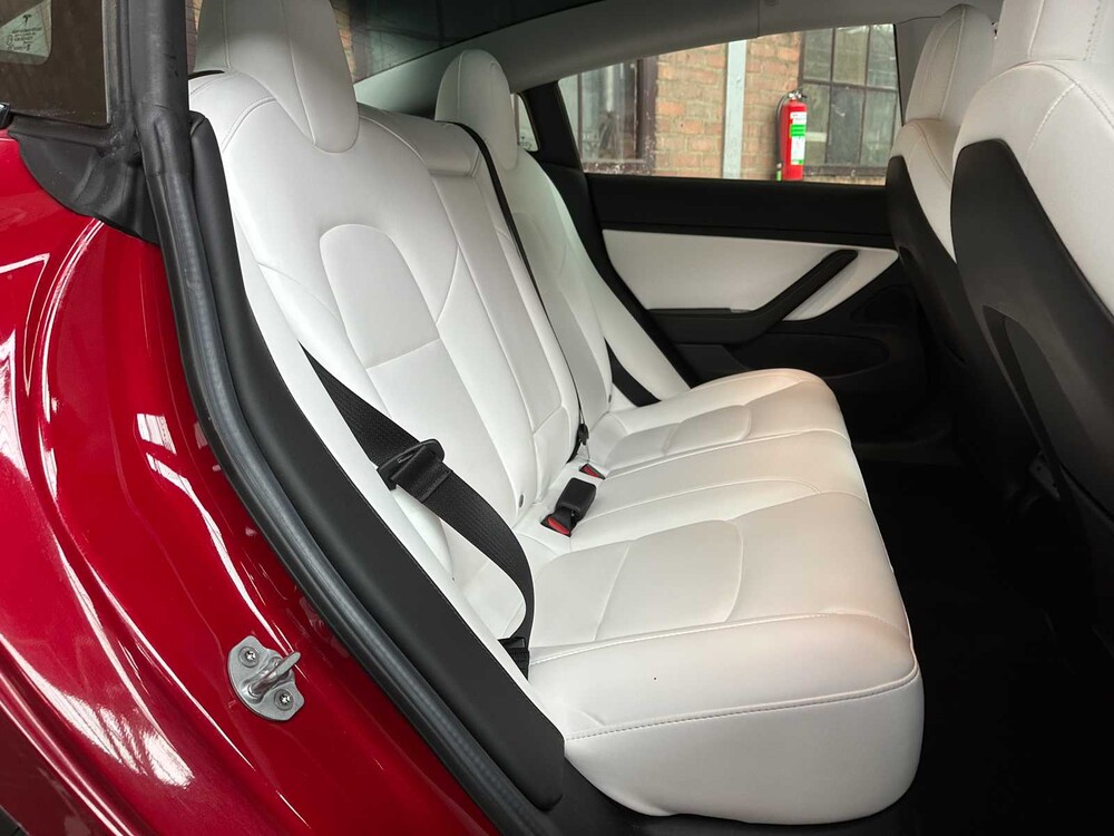 Tesla Model 3 Langstrecken-Allradantrieb 75 kWh 441 PS 2019, G-003-LT