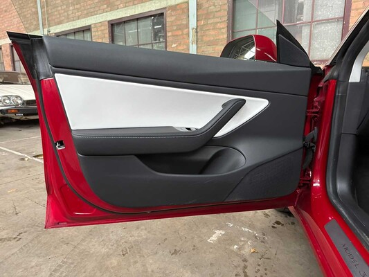 Tesla Model 3 Langstrecken-Allradantrieb 75 kWh 441 PS 2019, G-003-LT