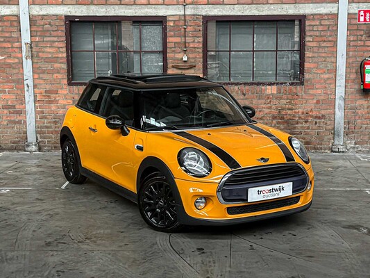 Mini Cooper Business 1.5 136hp 2016 (Original-NL), JF-468-B