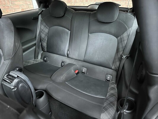 Mini Cooper Business 1.5 136hp 2016 (Original-NL), JF-468-B