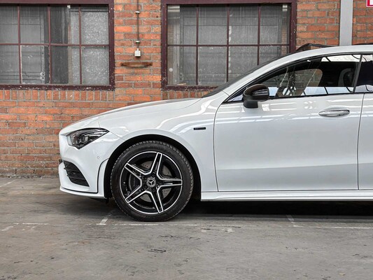 Mercedes-Benz CLA250 e AMG Limited Business Solution 160hp 2020 CLA-class Shooting Brake Plug-In Hybrid, J-472-VN