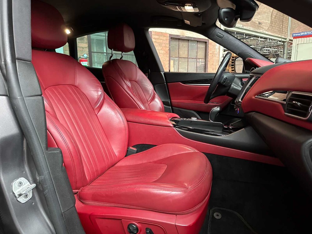 Maserati Levant 3.0 V6 349 PS 2017