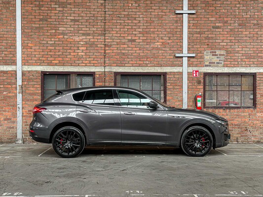 Maserati Levant 3.0 V6 349 PS 2017