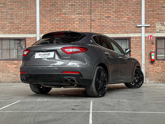 Maserati Levant 3.0 V6 349 PS 2017