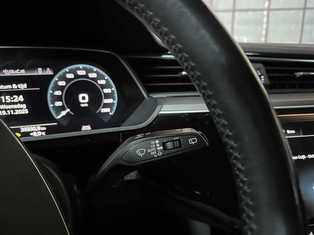 Audi e-tron 50 Quattro Edition 71 kWh 313 PS 2020 (Original-NL), J-388-LL