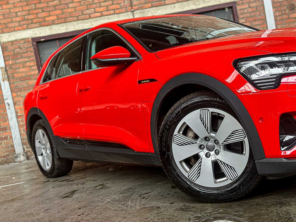 Audi e-tron 50 Quattro Edition 71 kWh 313 PS 2020 (Original-NL), J-388-LL
