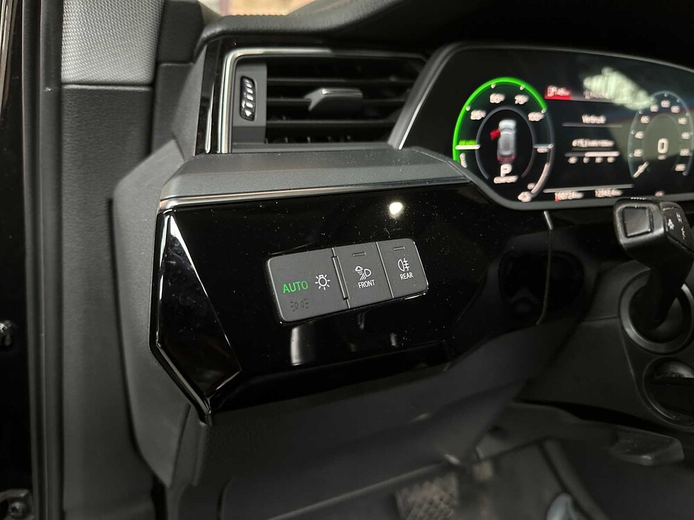 Audi e-tron 50 Quattro Edition 71 kWh 313hp 2020 (Original-NL + 1st Owner), J-904-HF