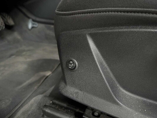 Audi e-tron 50 Quattro Edition 71 kWh 313pk 2020 (Origineel-NL + 1e Eigenaar), J-904-HF