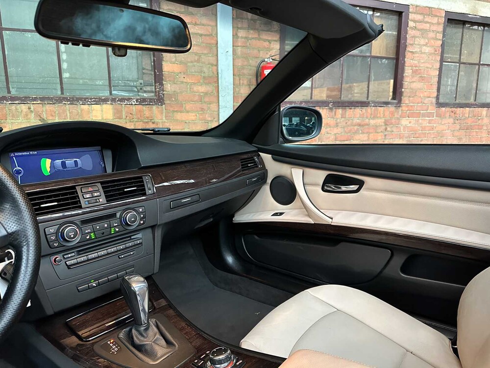 BMW 325i High Executive 217pk 2012 E93 3-serie Cabriolet, 09-TGN-9