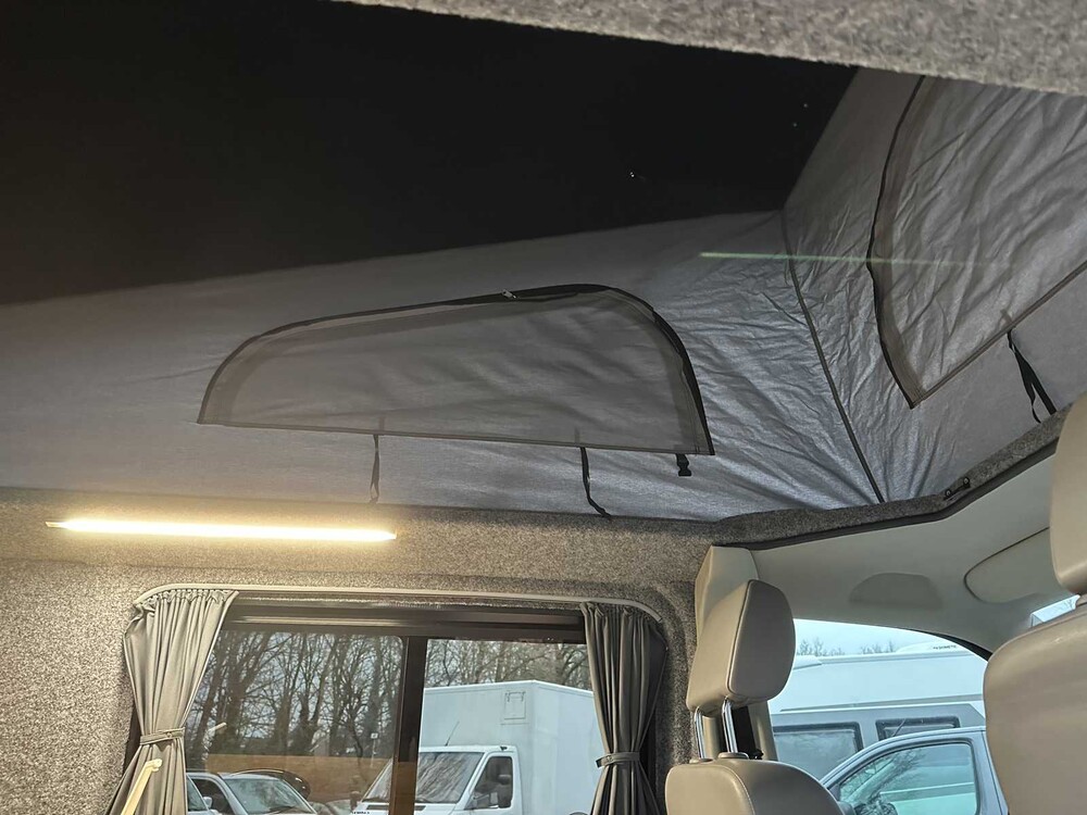 Volkswagen Transporter 7J0 T5 2.0 L1H1 84kW Camper 116 PS 2012, HXR-32-F