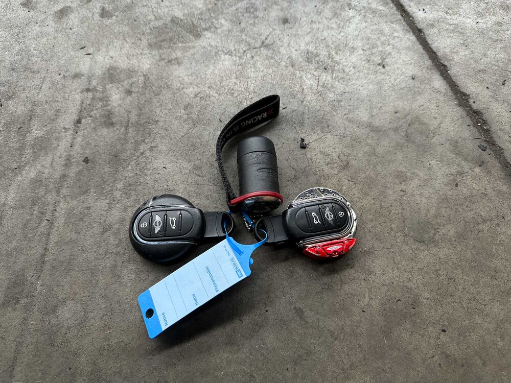 Mini Cooper S 2.0 JCW 400pk 2014 (Origineel-NL), 3-XDD-09