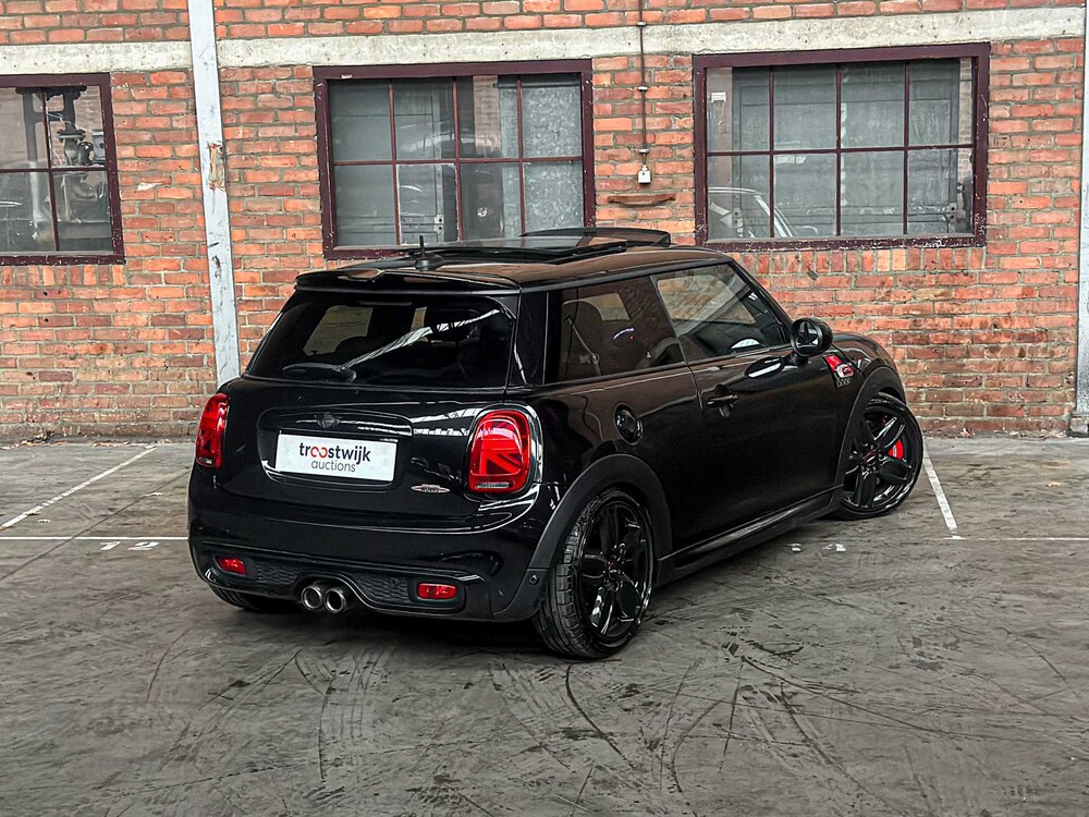 Mini Cooper S 2.0 JCW 400 PS 2014 (Original-NL), 3-XDD-09