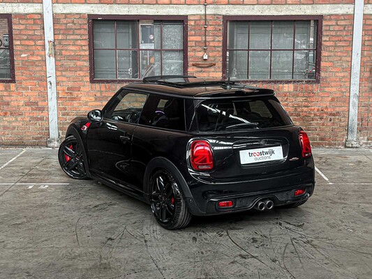 Mini Cooper S 2.0 JCW 400 PS 2014 (Original-NL), 3-XDD-09
