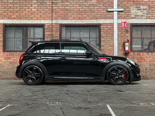 Mini Cooper S 2.0 JCW 400 PS 2014 (Original-NL), 3-XDD-09
