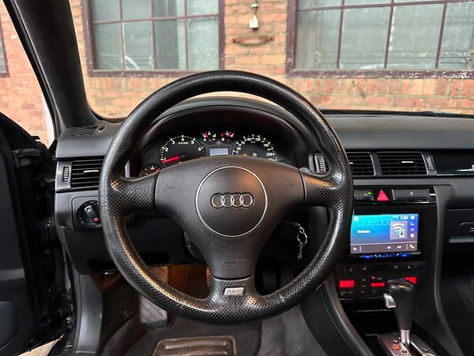 Audi RS6 Avant C5 4.2 V6 Quattro 450pk 2003, 72-NZ-TZ Youngtimer