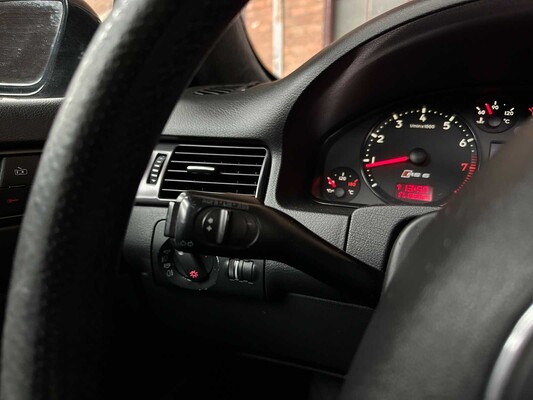 Audi RS6 Avant C5 4.2 V6 Quattro 450pk 2003, 72-NZ-TZ Youngtimer