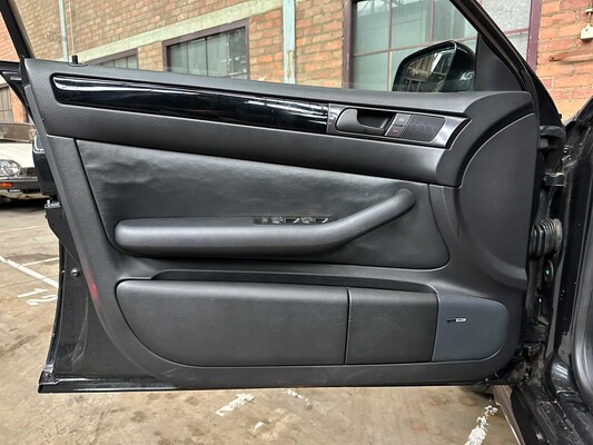 Audi RS6 Avant C5 4.2 V6 Quattro 450pk 2003, 72-NZ-TZ Youngtimer