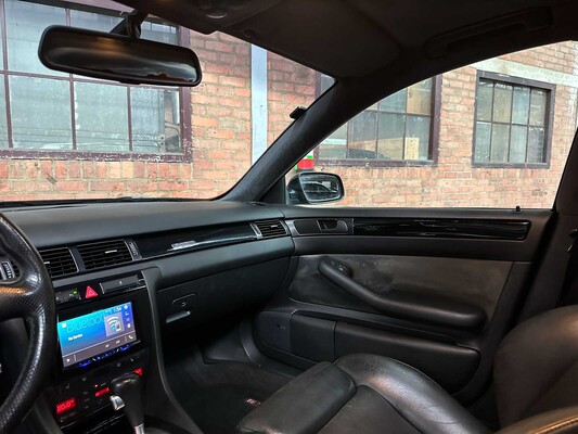 Audi RS6 Avant C5 4.2 V6 Quattro 450pk 2003, 72-NZ-TZ Youngtimer