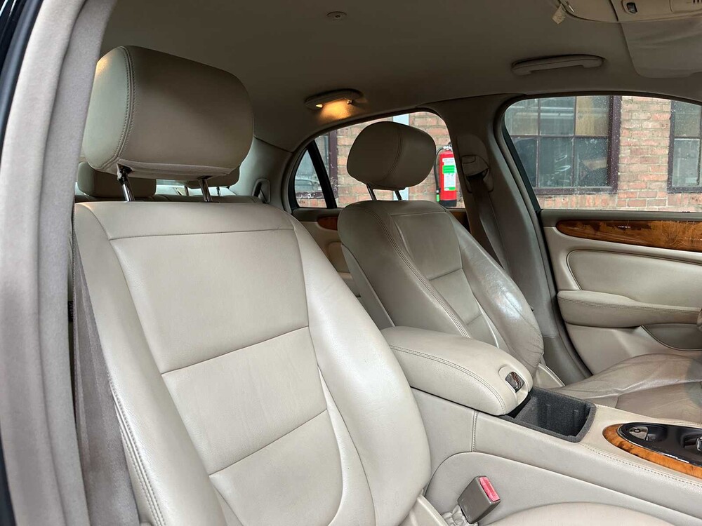 Jaguar XJ8 3.5 V8 258pk 2003 Youngtimer