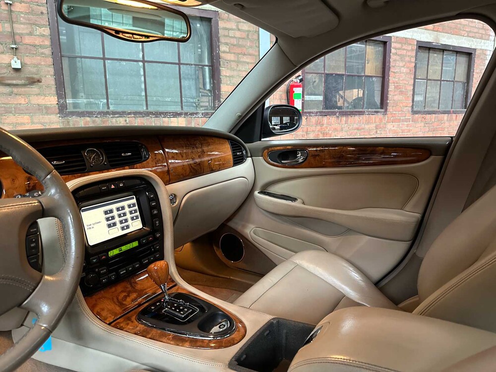 Jaguar XJ8 3.5 V8 258hp 2003 Youngtimer
