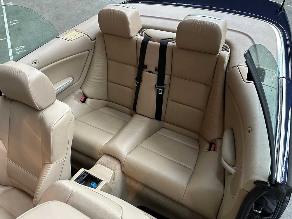 BMW 325Ci Executive 192pk 2002 (Origineel-NL) 3-serie Cabriolet (Hardtop + Softtop), 11-JP-PG