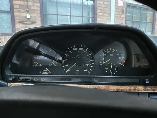 Mercedes-Benz 500 SEC 5.0 V8 245 PS 1985 W126