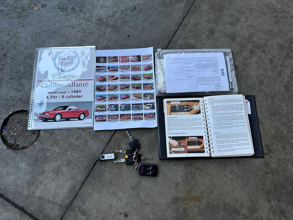 Cadillac Allanté 4,5 V8 Cabrio 203 PS 1989, P-264-BT