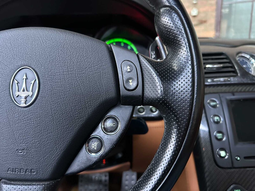 Maserati Quattroporte 4.2 V8 Sport GT 401PK 2007 Youngtimer