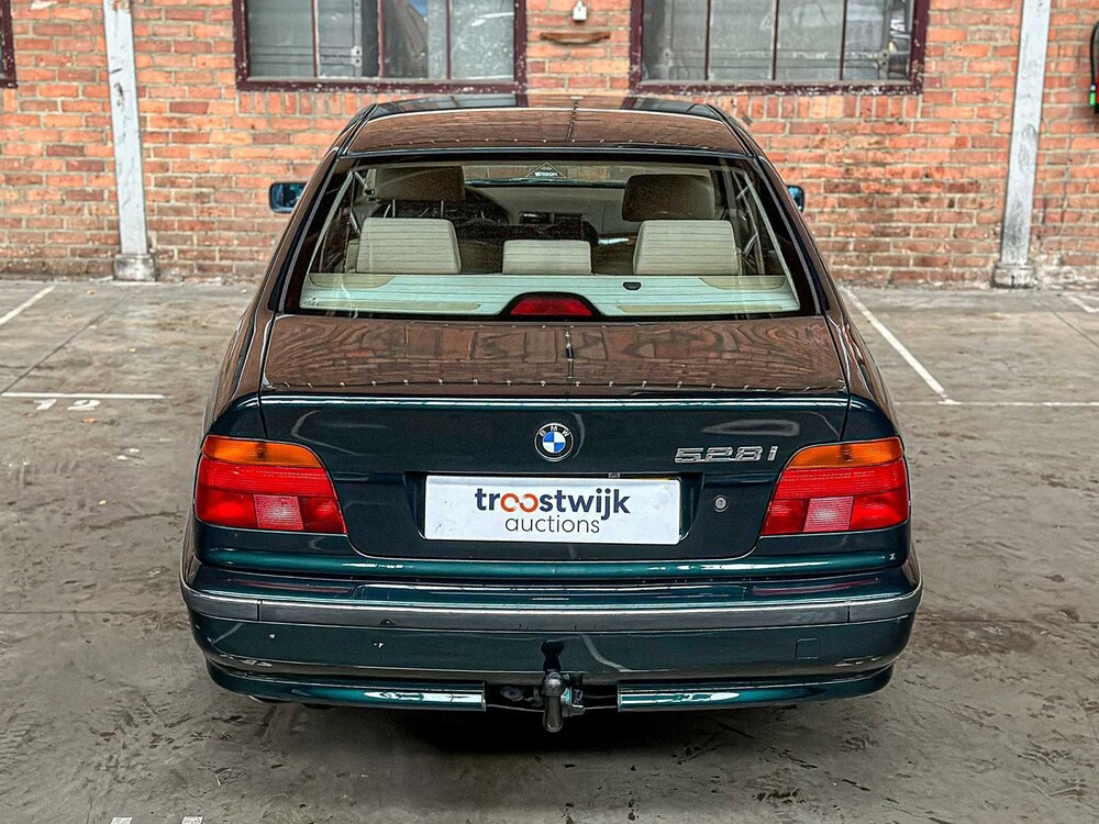 BMW 528i Executive 193pk 1997 (Origineel-NL) 5-serie E39, RN-ZL-11