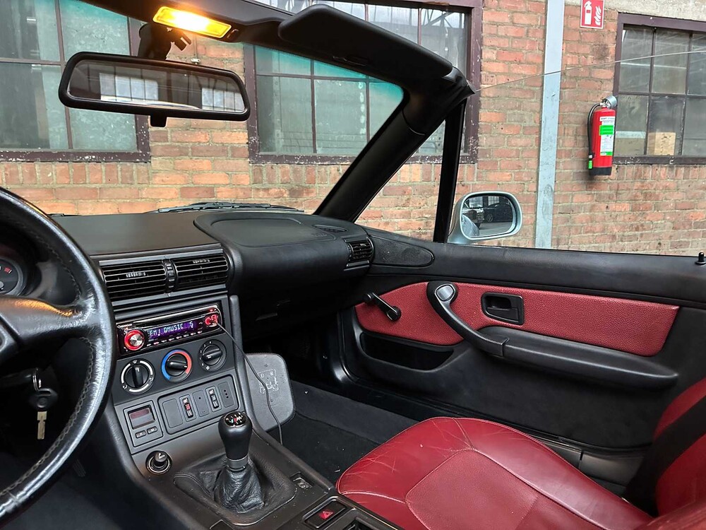 BMW Z3 Roadster 1.8 116pk 1996, 85-JJ-XJ