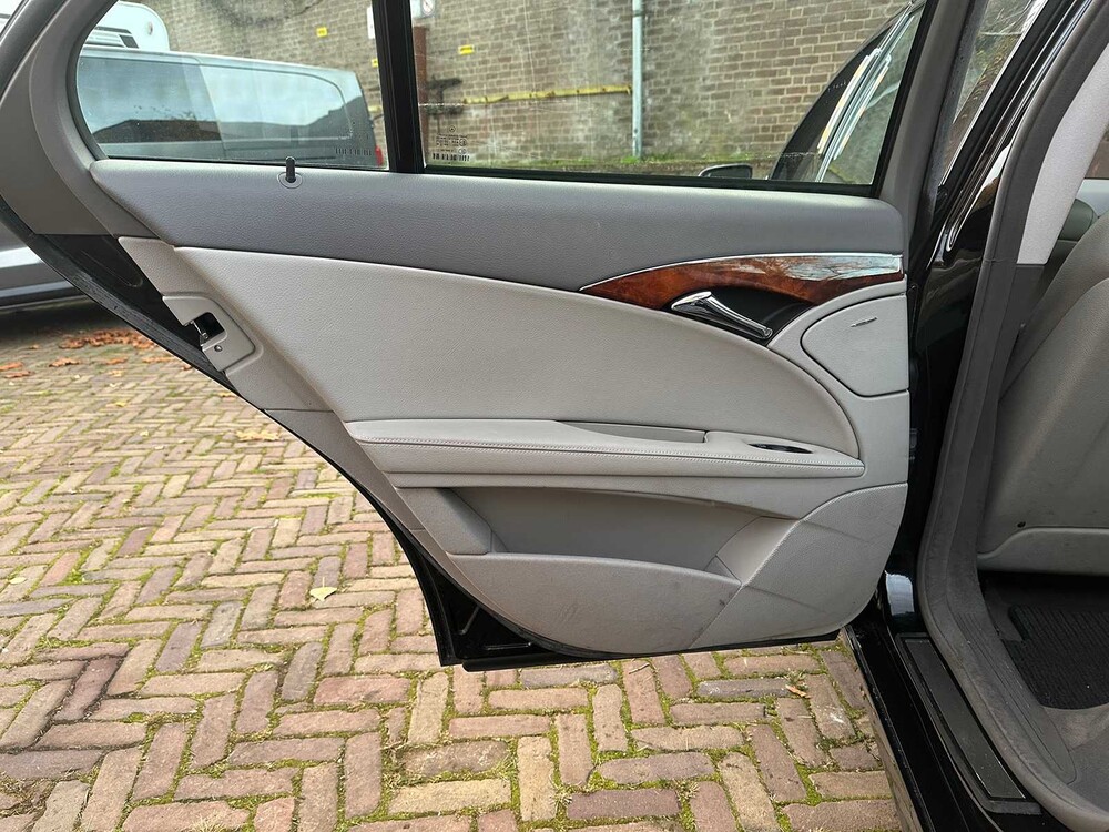 Mercedes-Benz E200 Sedan Kompressor 2007 E-class, 85-TV-XF Youngtimer