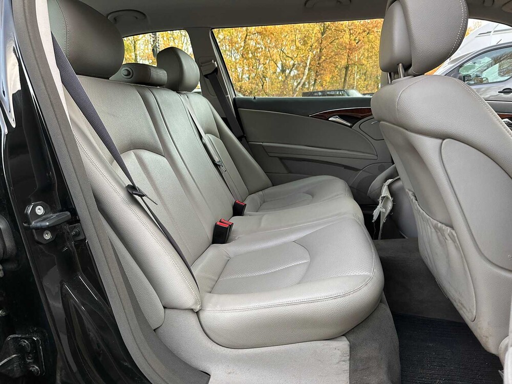 Mercedes-Benz E200 Sedan Kompressor 2007 E-class, 85-TV-XF Youngtimer