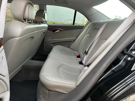 Mercedes-Benz E200 Sedan Kompressor 2007 E-class, 85-TV-XF Youngtimer