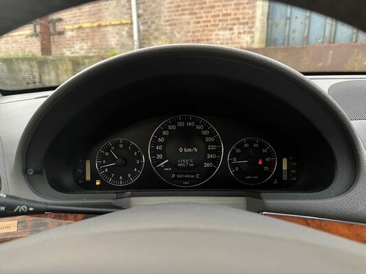 Mercedes-Benz E200 Sedan Kompressor 2007 E-class, 85-TV-XF Youngtimer