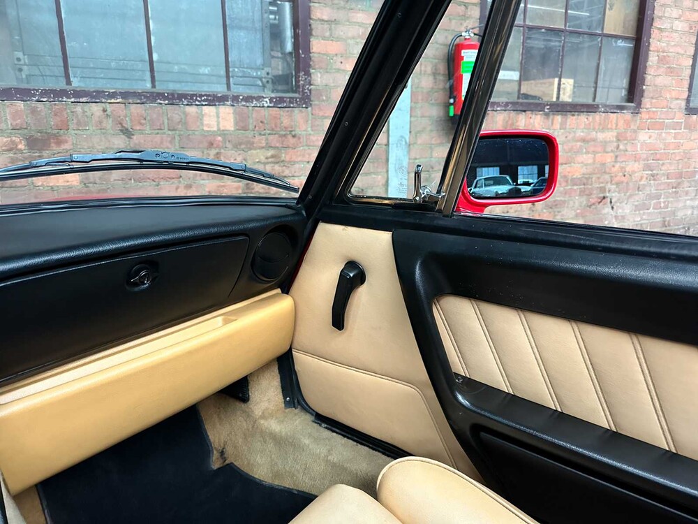 Alfa Romeo Spider 2000 2.0 118pk 1992, 56-RL-TR