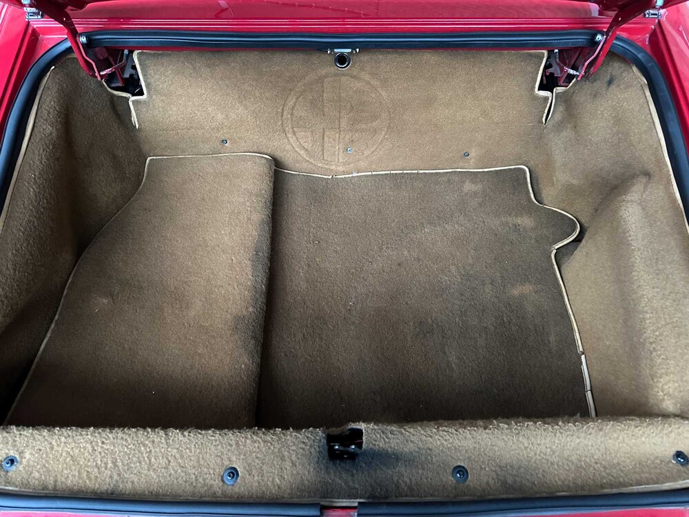 Alfa Romeo Spider 2000 2.0 118pk 1992, 56-RL-TR