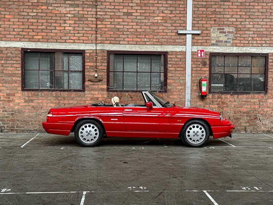 Alfa Romeo Spider 2000 2.0 118pk 1992, 56-RL-TR