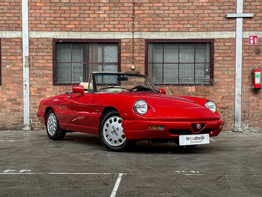 Alfa Romeo Spider 2000 2.0 118pk 1992, 56-RL-TR