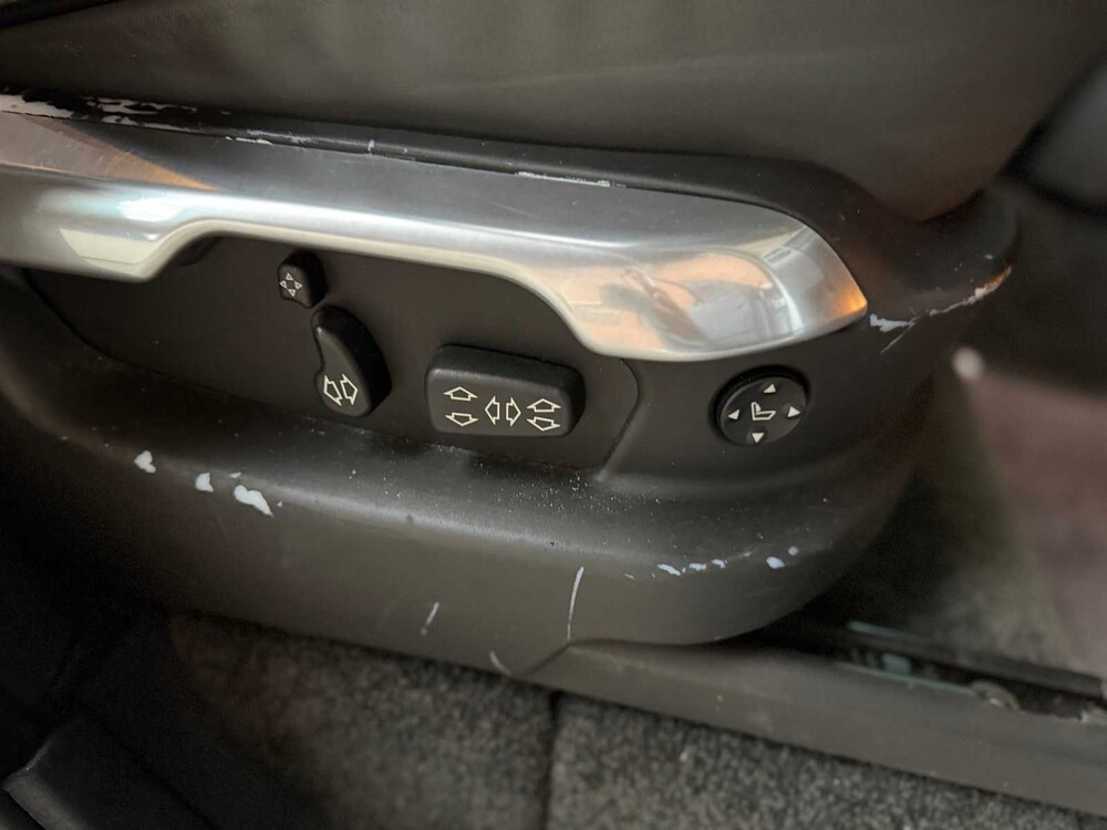 Land Rover Range Rover 4.4 V8 Vogue 286 PS 2002, 67-SJ-DS Youngtimer