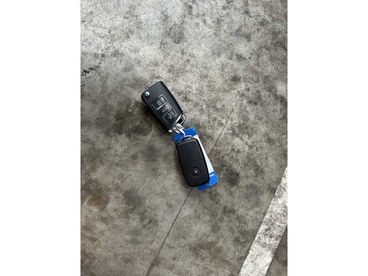 Volkswagen Touareg 3,2 V6 220 PS 2003, 07-NG-JJ Youngtimer