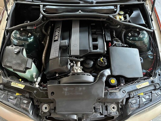 BMW 330Ci M-Sport E46 231 PS 2001 3er Cabriolet (78.000 km) Youngtimer