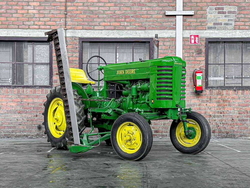 John Deere Model M 2-Cilinder 20pk 1952 Trekker Olditmer