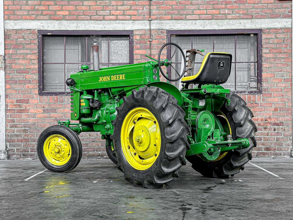 John Deere Model M 2-Cilinder 20pk 1952 Trekker Olditmer