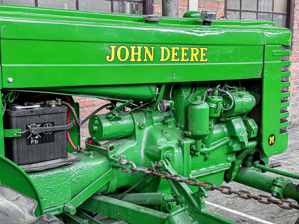 John Deere Model M 2-Cilinder 20pk 1952 Trekker Olditmer